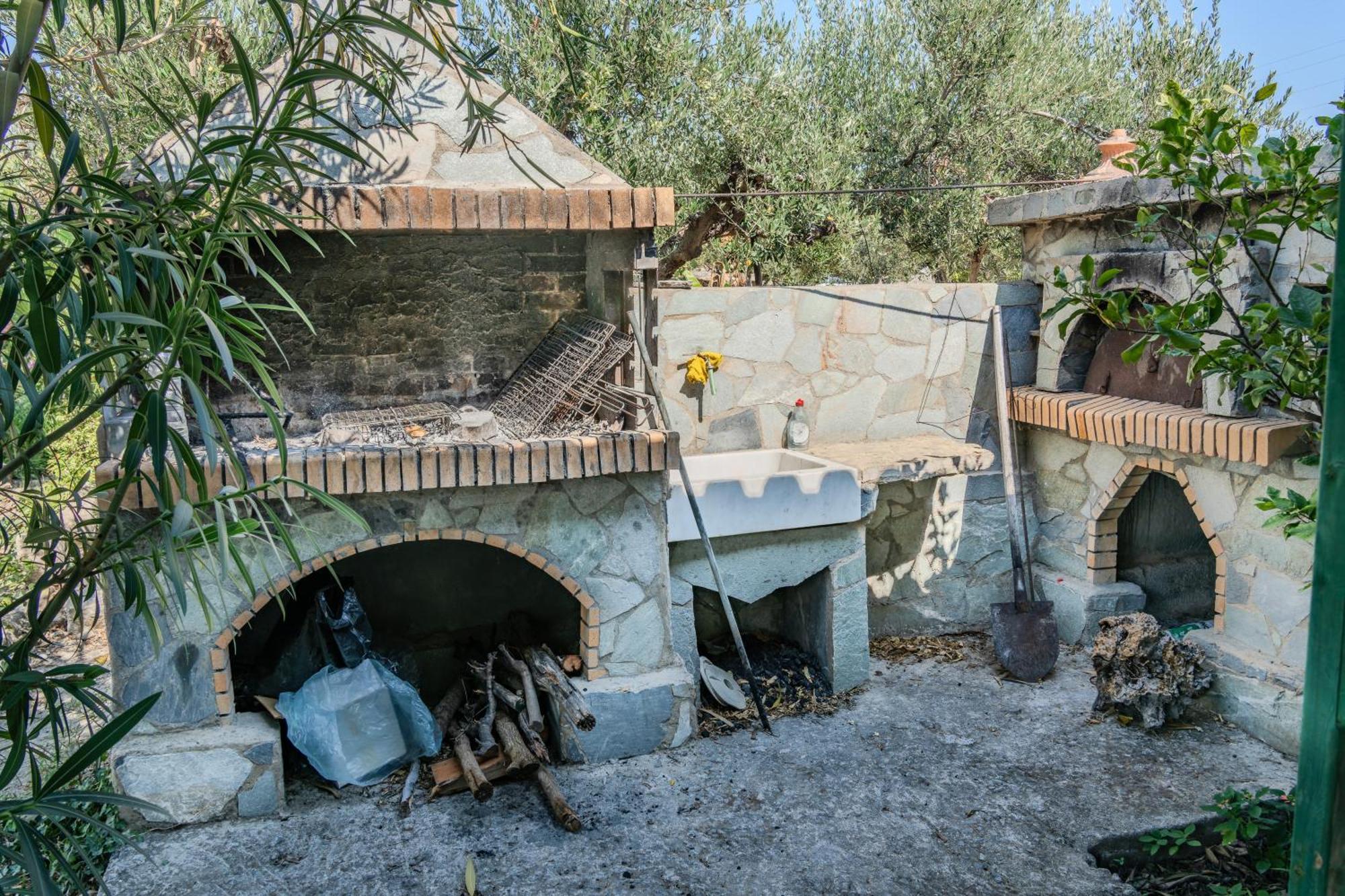 Athina Villas Ísztro Kültér fotó
